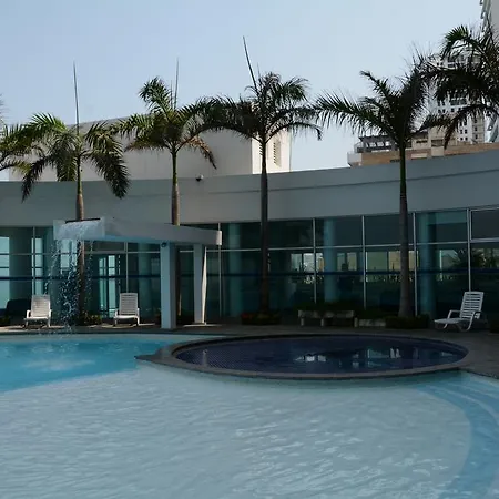 Bocagrande, Palmetto Apartmentos Frente a La Playa Apartamento *